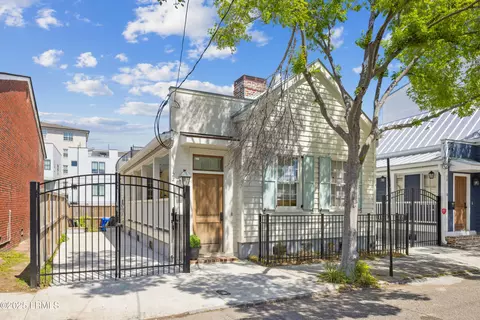 22 Sheppard St, Charleston, SC 29403