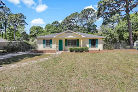 3 Robin Way, Beaufort, SC 29907