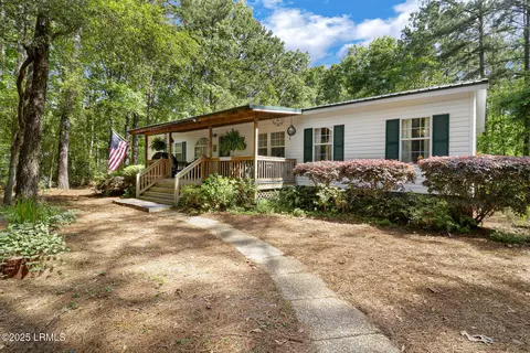 139 Moultrie Plantation Rd, Ridgeland, SC 29936