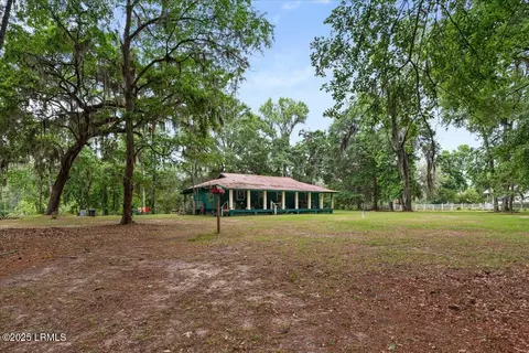 6747 Purrysburg Rd, Hardeeville, SC 29927