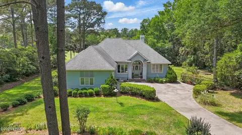 10 Timber Ln, Hilton Head Island, SC 29926