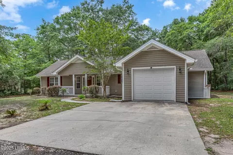 695 Sams Point Rd, Beaufort, SC 29907