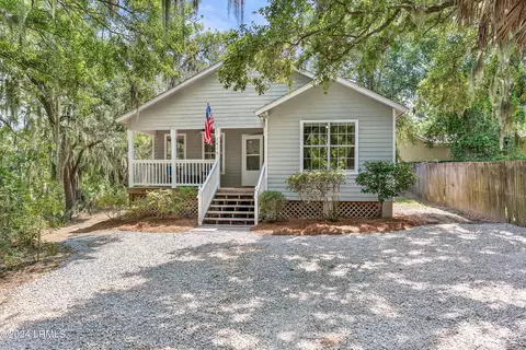 1610 Old Shell Rd, Port Royal, SC 29935