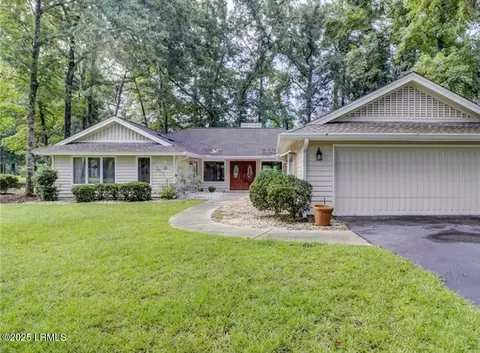 69 White Oaks Cir, Bluffton, SC 29910