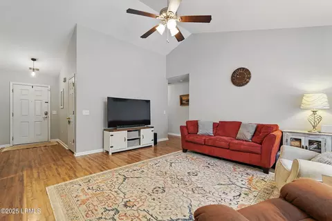 29 Wiregrass Way, Bluffton, SC 29910 photo 13