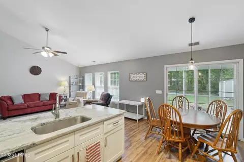 29 Wiregrass Way, Bluffton, SC 29910 photo 9