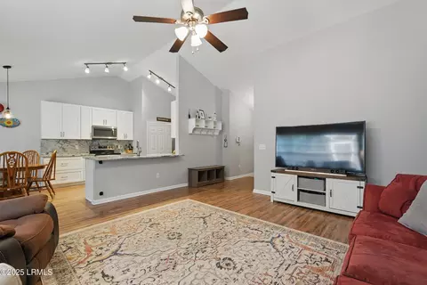 29 Wiregrass Way, Bluffton, SC 29910 photo 12