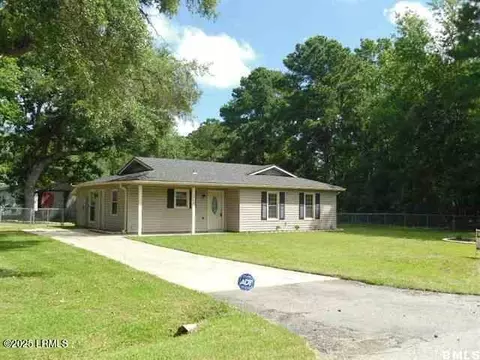 1994 Pulaski Dr, Beaufort, SC 29906