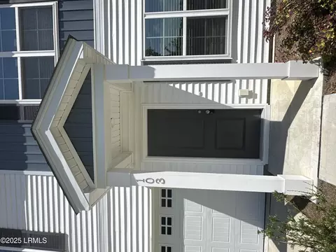 103 Chestnut Ct, Hardeeville, SC 29927