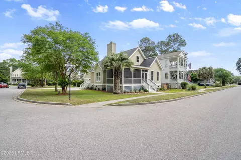 78 Bostick Cir, Beaufort, SC 29902