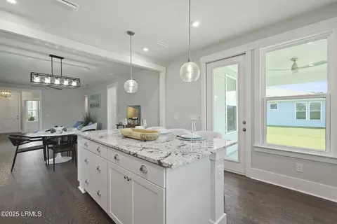 Kitchen - 264 Aurora Way, Bluffton, SC 29909 photo 3 of 6