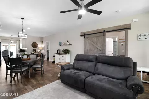 15 7th Ave, Bluffton, SC 29910 photo 6