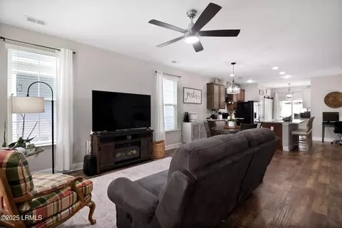15 7th Ave, Bluffton, SC 29910 photo 5