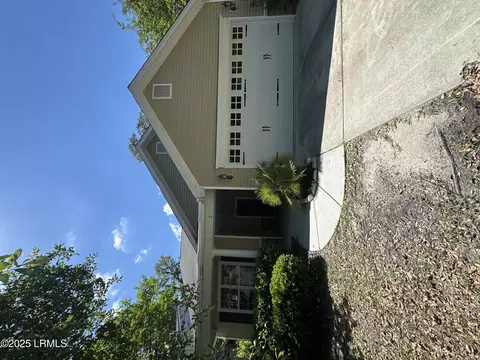 3 Enoree Way, Beaufort, SC 29906