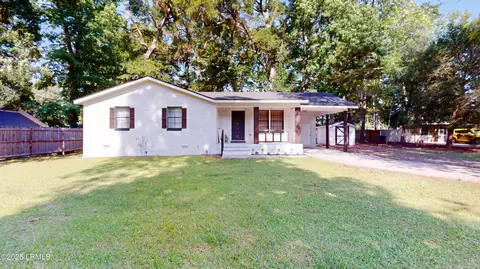 12 Presnell Cir, Beaufort, SC 29902