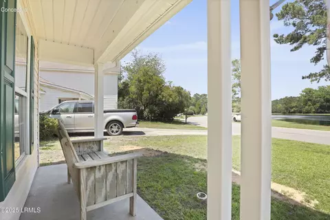 22 Sandy Pointe Dr, Bluffton, SC 29910 photo 3