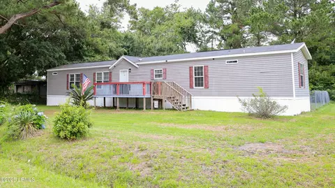 1715 Jasperstone Cir, Beaufort, SC 29906