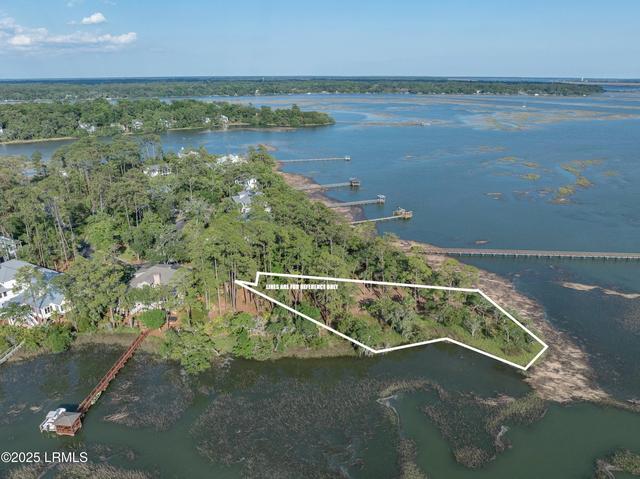 418 Islands Ave, Beaufort, SC 29902