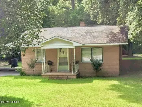 1773 Hampton Ave N, Fairfax, SC 29827