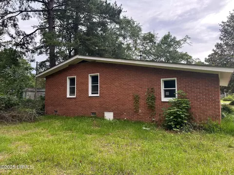 202 Sharon Ave, Hampton, SC 29924 photo 8