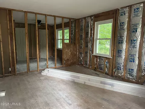 202 Sharon Ave, Hampton, SC 29924 photo 4