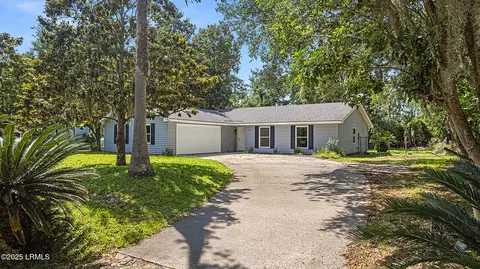 3017 Magnolia St, Beaufort, SC 29906