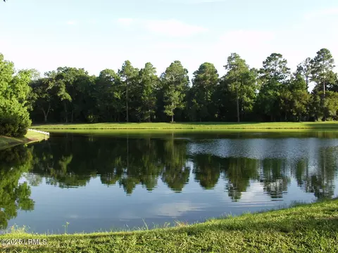 405 Distant Island Dr, Beaufort, SC 29907