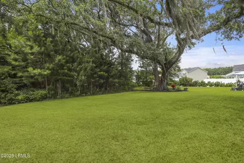 Exterior - 42 Old Mill Xing, Bluffton, SC 29910 photo 4 of 13