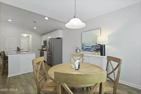 Dining - 42 Old Mill Xing, Bluffton, SC 29910 photo 3 of 3