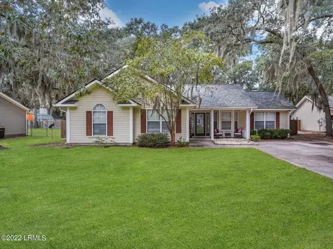5 Folson Ct, Beaufort, SC 29907