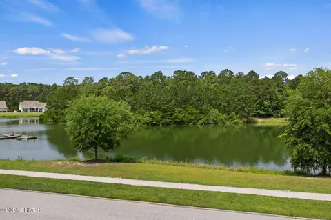 View/Area - 10 Skipperling Ln, Bluffton, SC 29909 photo 2 of 4