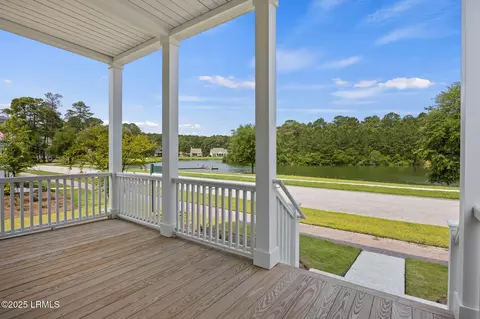 Exterior - 10 Skipperling Ln, Bluffton, SC 29909 photo 2 of 17