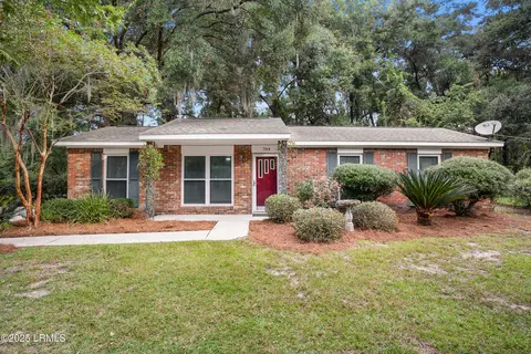 704 Jem Ln, Port Royal, SC 29935