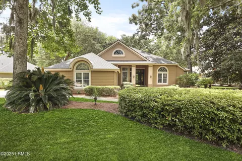 40 Sussex Ln, Hilton Head Island, SC 29926