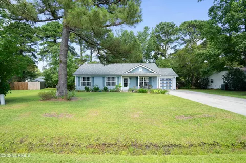 6 Wegeon Ln, Beaufort, SC 29906
