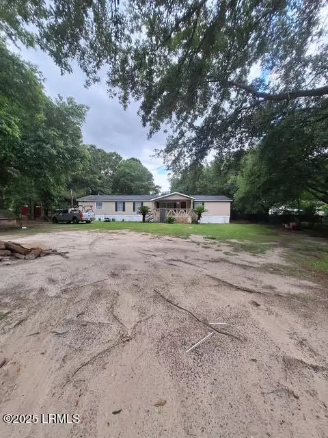 85 Delaney Cir, Seabrook, SC 29940