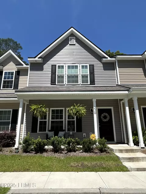 220 Admiration Ave, Beaufort, SC 29906