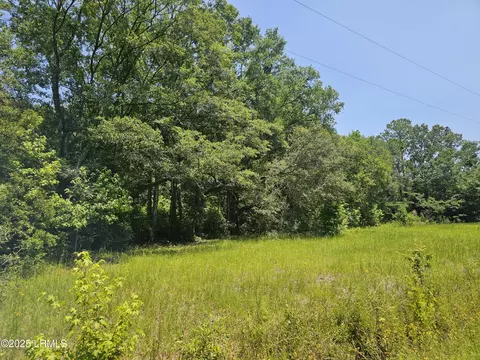 95 Shady Oak Cir, Hardeeville, SC 29927