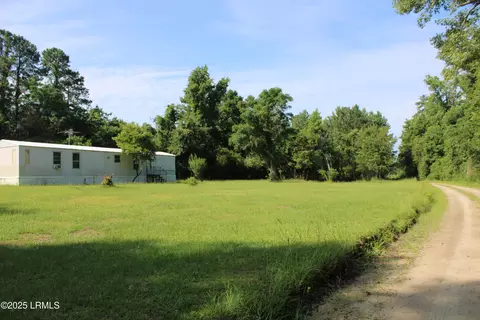 813 Dr Young Rd, Hampton, SC 29924