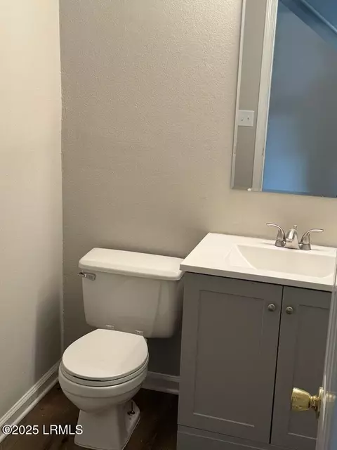 Bath - 5 Old S # B, Bluffton, SC 29910 photo 2 of 3