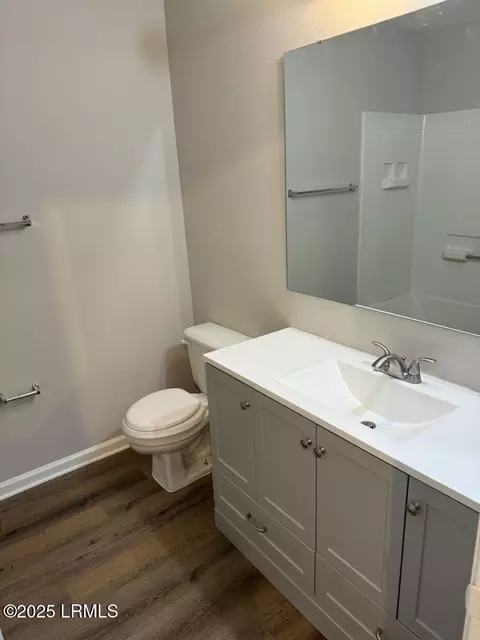 Bath - 5 Old S # B, Bluffton, SC 29910 photo 3 of 3