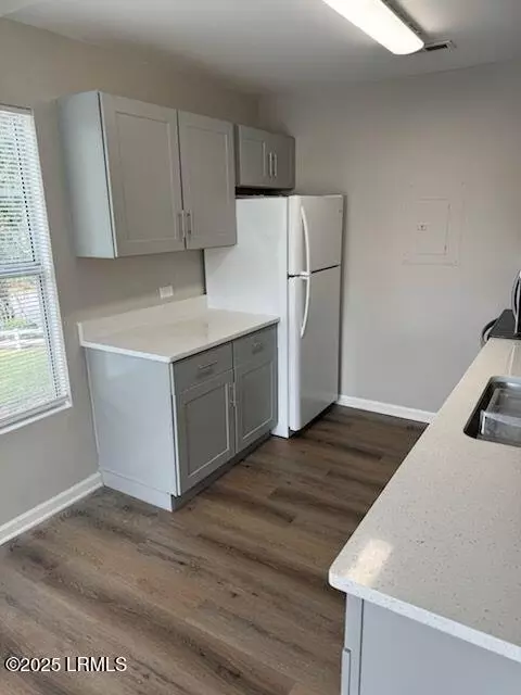 Kitchen - 5 Old S # B, Bluffton, SC 29910 photo 1 of 3