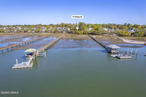 41 Petigru Dr, Beaufort, SC 29902