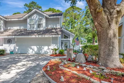 16 Lake Linden Ln, Bluffton, SC 29910