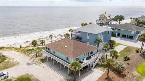 104 Harbor Dr N, Fripp Island, SC 29920