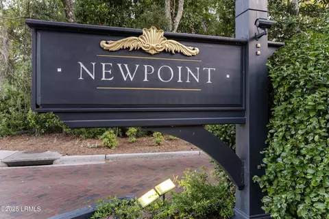 25 Newpoint Rd, Beaufort, SC 29907