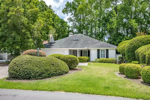 1305 Rowland Dr, Saint Helena Island, SC 29920