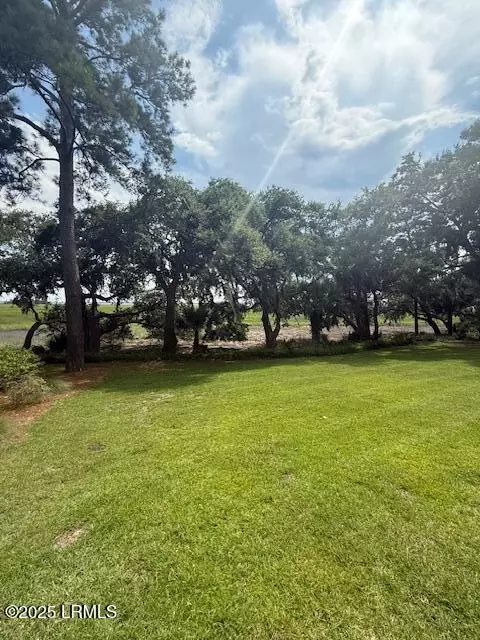 16 W W Hvn, Beaufort, SC 29906