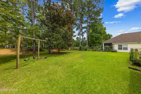 Exterior - 69 Wheatfield Cir, Bluffton, SC 29910 photo 5 of 13