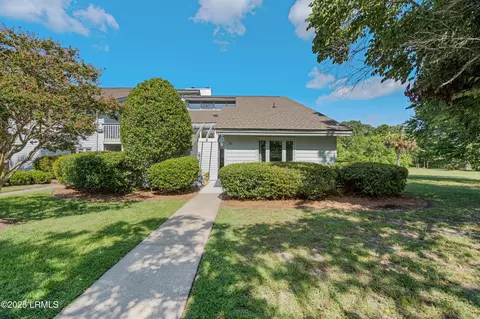 7 Marsh Harbor Dr #D, Beaufort, SC 29907